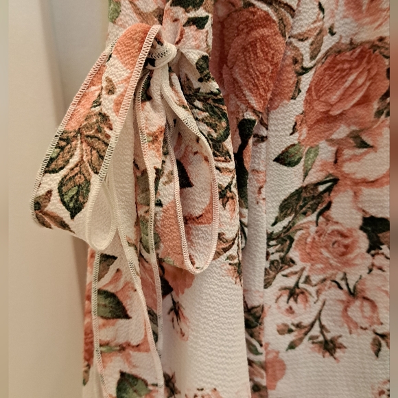 TWIK Floral Blouse - Picture 5 of 6